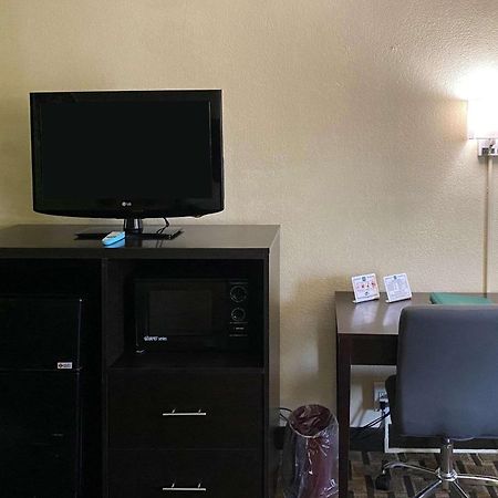 Quality Inn Elizabeth City Near University Exterior photo