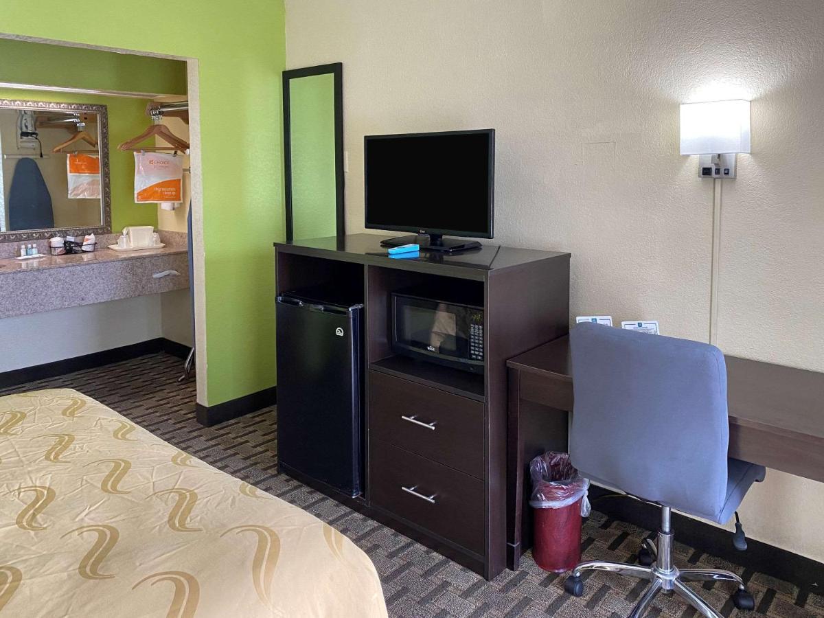 Quality Inn Elizabeth City Near University Exterior photo
